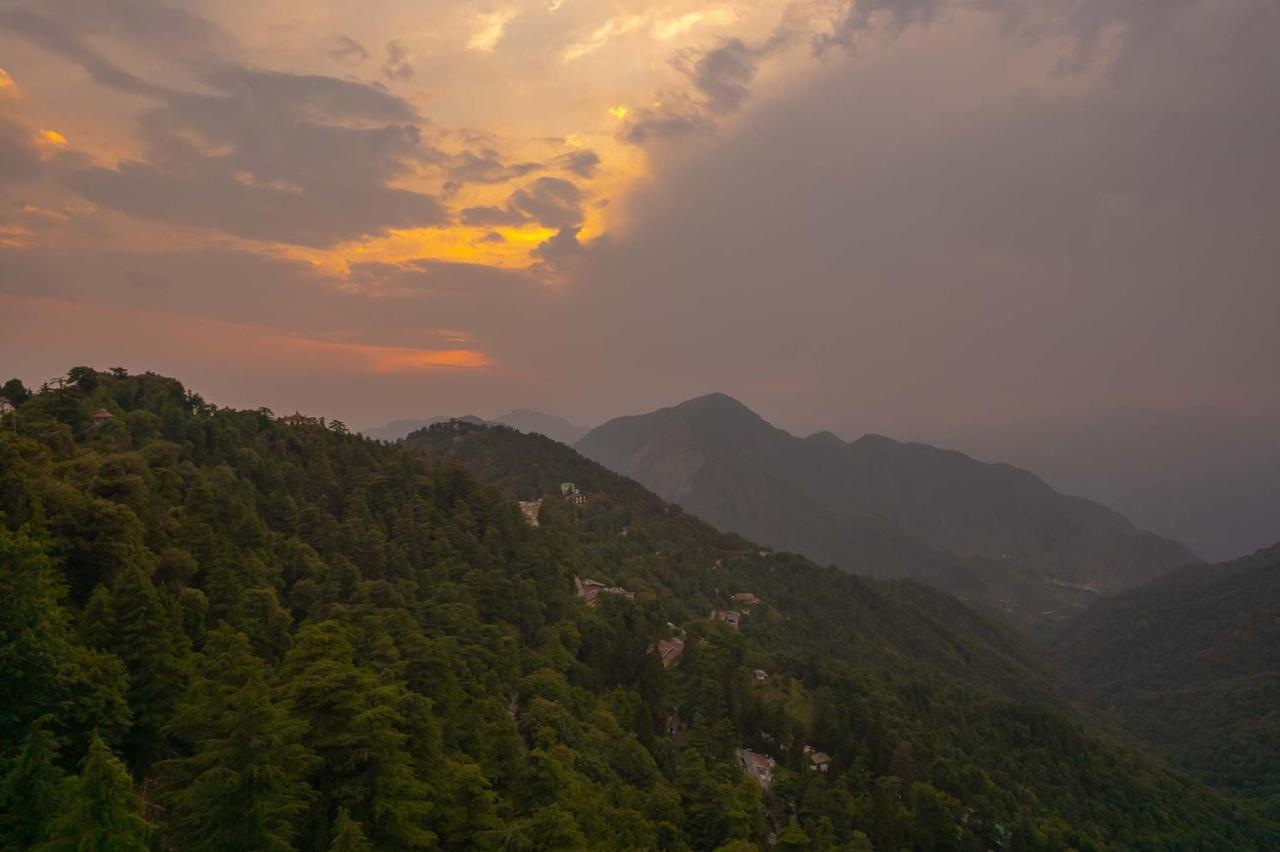Stayvista Mellow Cottage Scenic View Near Mall Road Mussoorie Exterior photo