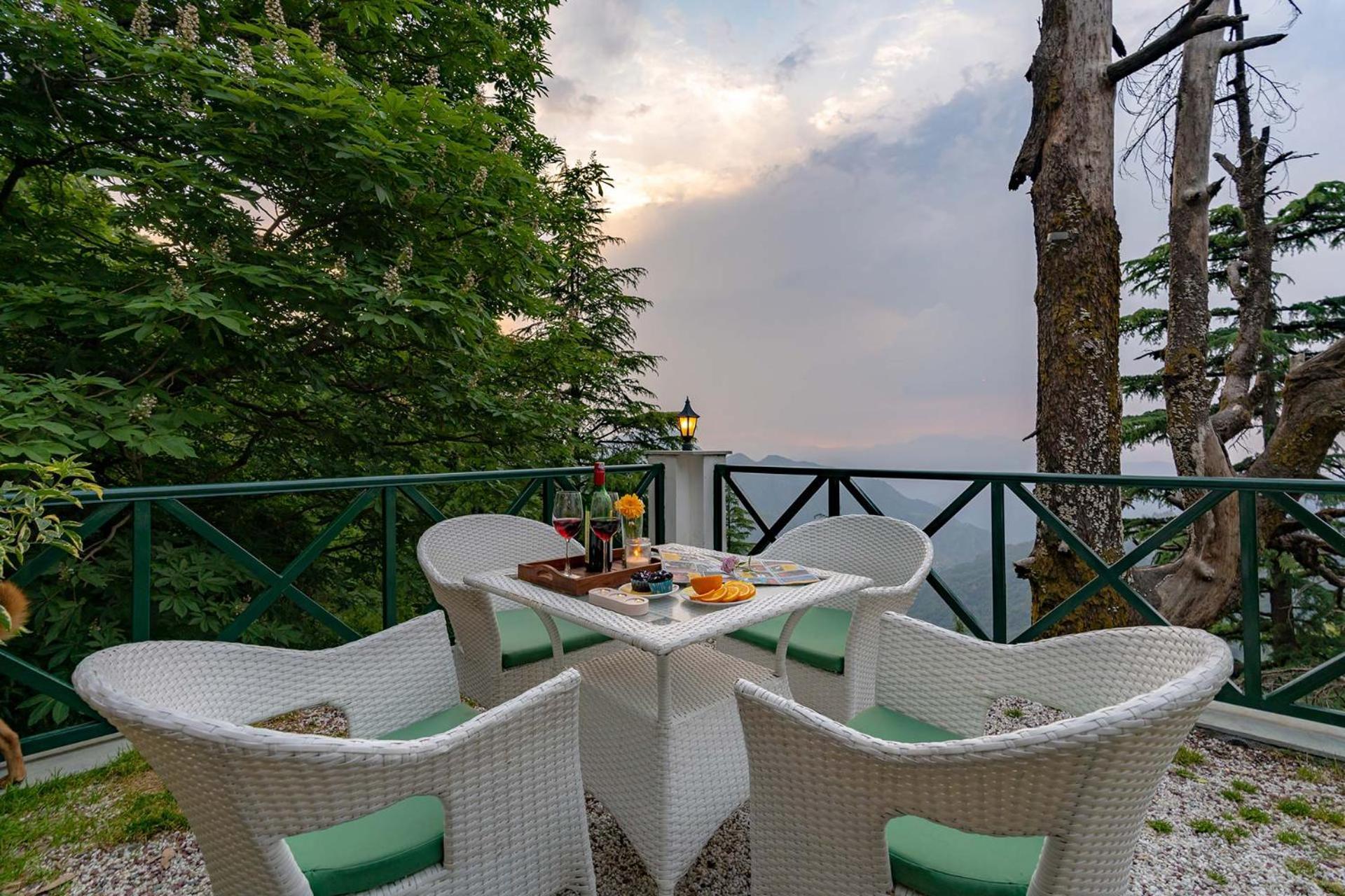 Stayvista Mellow Cottage Scenic View Near Mall Road Mussoorie Exterior photo